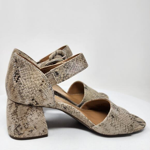 Vionic Chardonnay Sandals Size 8.5M Snake Emboss Tan Leather Open Toe Block Heel - Picture 9 of 13